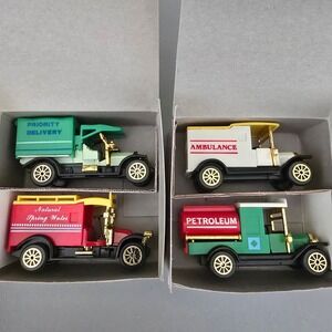 Reader's Digest Collector's Set of Classic Trucks 1910-1918 Diecast 4-Pack Boxed